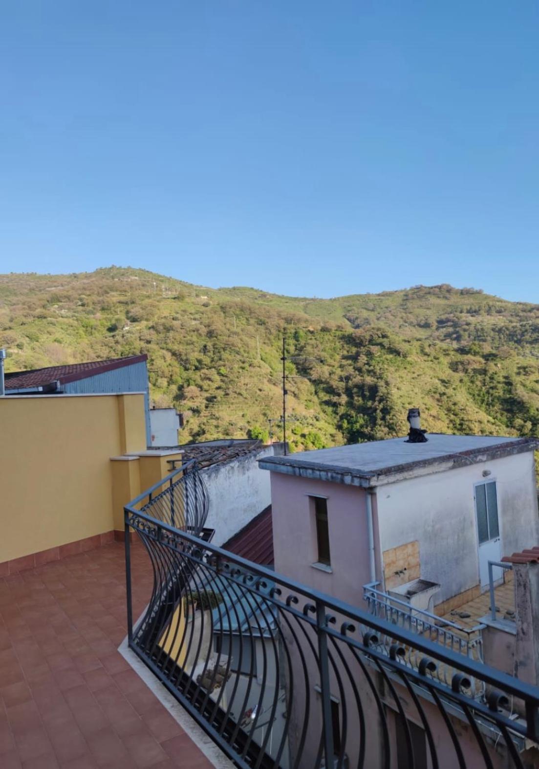 Cottage Gole Alcantara Pafumi Graniti Buitenkant foto